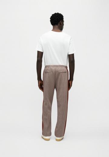 Спортивные штаны