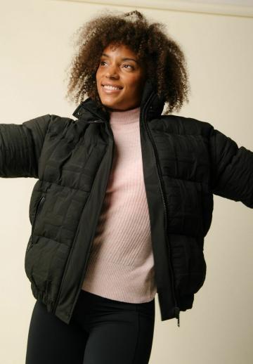 Спортивная куртка