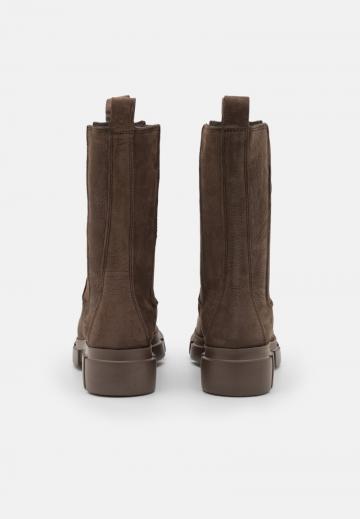 Сапоги на платформе