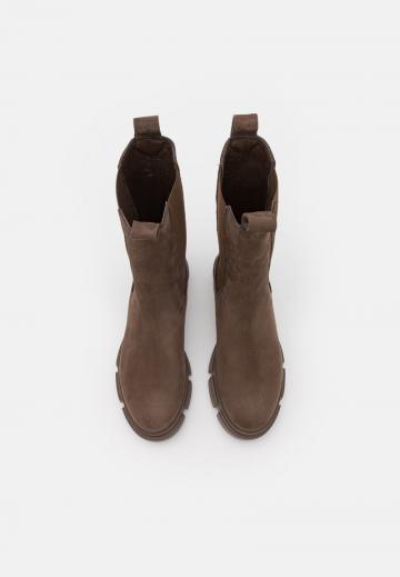 Сапоги на платформе