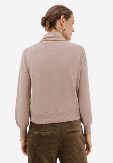 Вязаная кофта