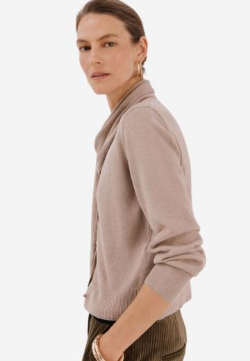 Вязаная кофта