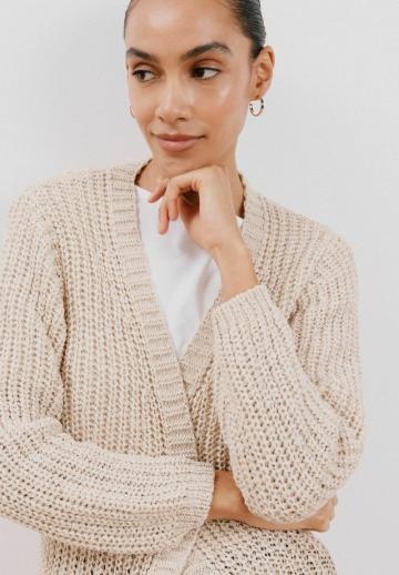 Длинный жилет