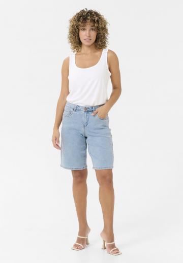 Джинсовые шорты
