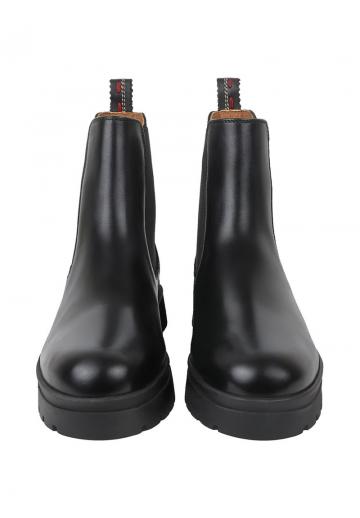 Сапожки на танкетке