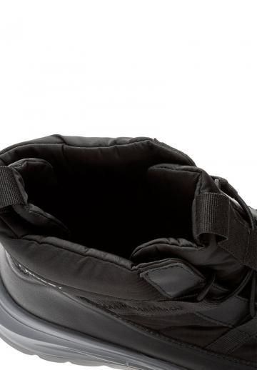 Зимние ботинки