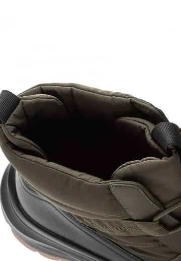 Зимние ботинки