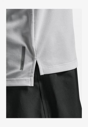 Спортивный топ