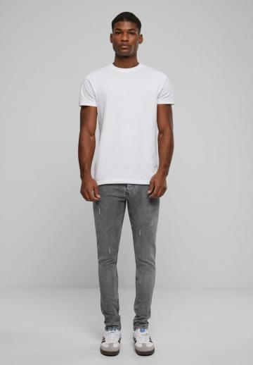 Узкие джинсы