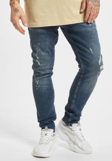 Узкие джинсы