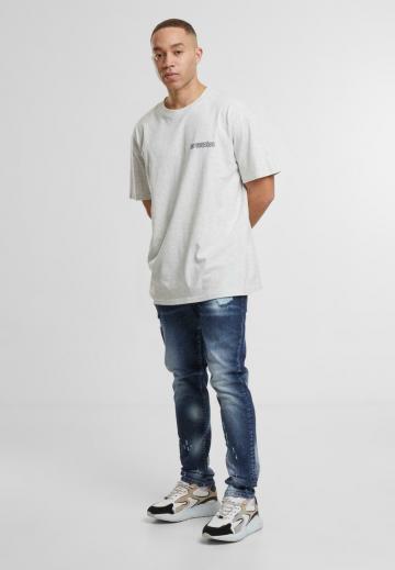 Узкие джинсы