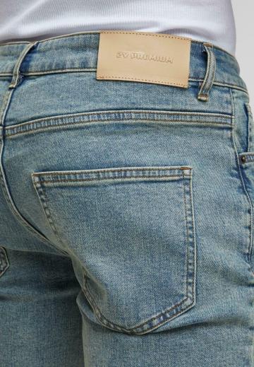 Узкие джинсы