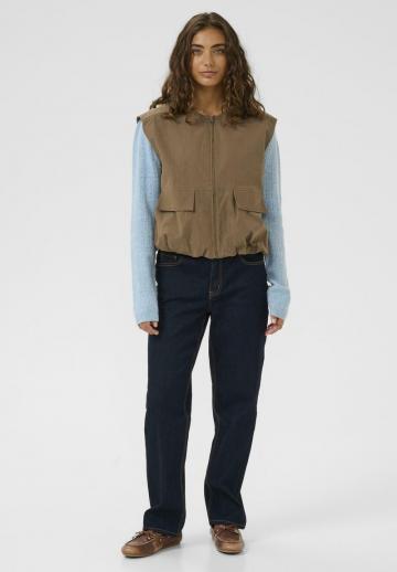 Джинсовая жилетка