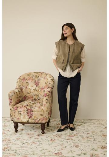 Джинсовая жилетка