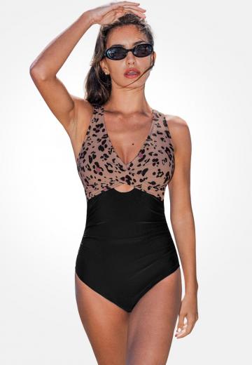 Слитный купальник