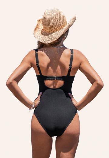 Слитный купальник