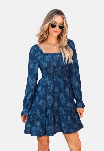 Короткое платье