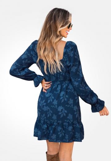 Короткое платье