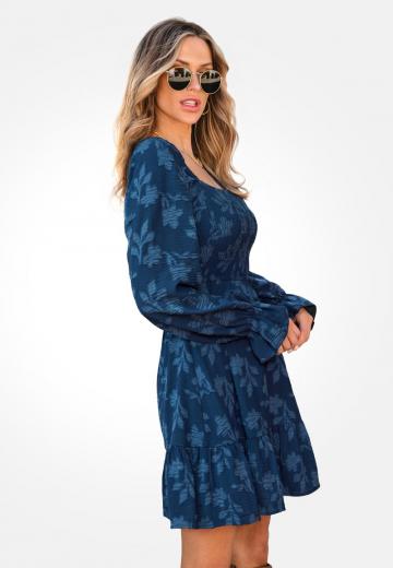 Короткое платье