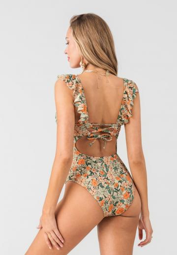 Слитный купальник