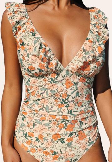 Слитный купальник