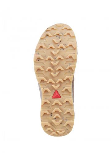 Походные кроссовки