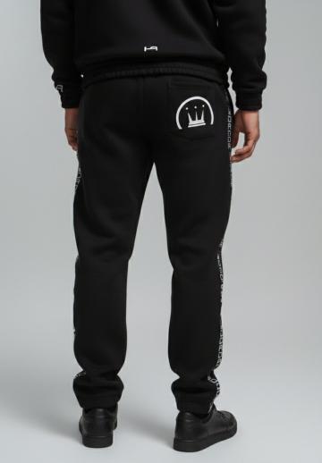 Спортивные штаны