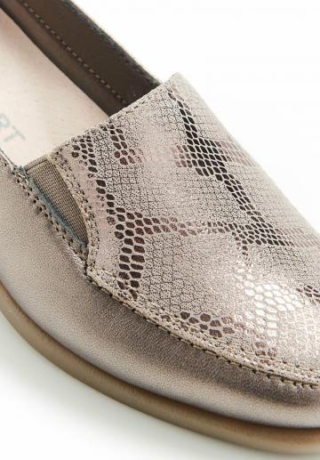 Туфли на танкетке