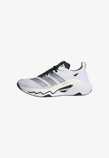 Тренировочные кроссовки