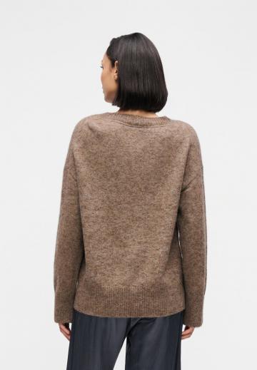 Длинный пуловер