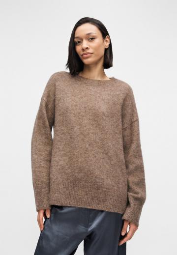 Длинный пуловер