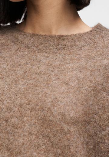 Длинный пуловер