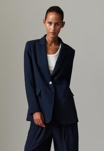 Длинный блейзер