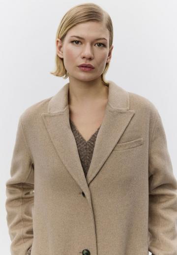 Шерстяное пальто