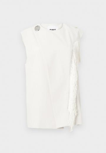 Блузка без рукавов