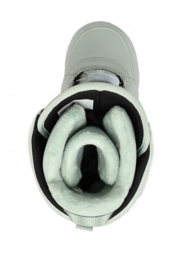 Спортивные сапоги