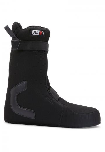 Спортивные сапоги