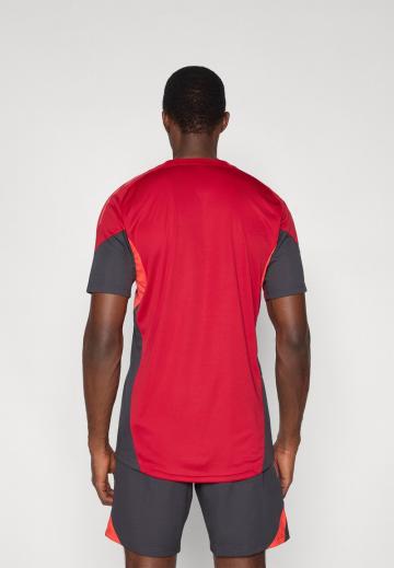 Спортивная форма