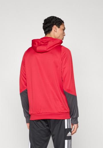 Спортивная кофта