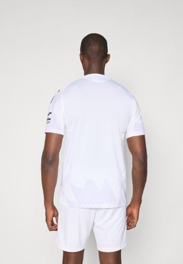 Спортивная форма