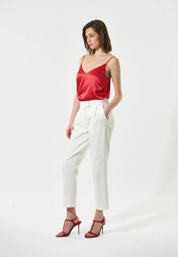 Топ на бретельках