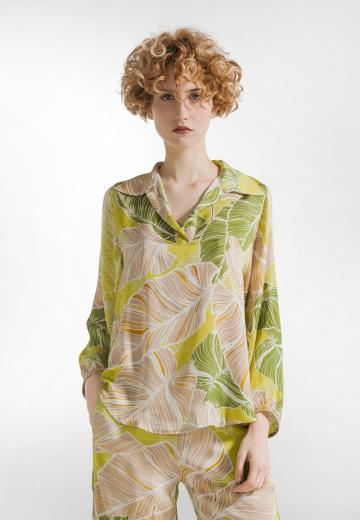 Атласная блузка