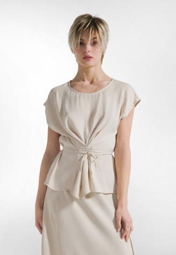 Атласная блузка