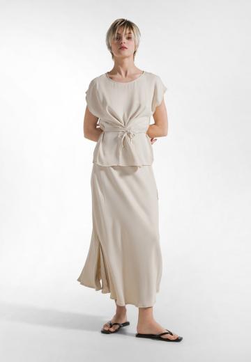 Атласная блузка