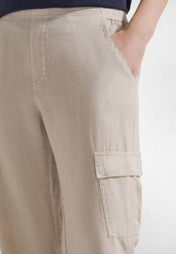 Брюки с накладными карманами