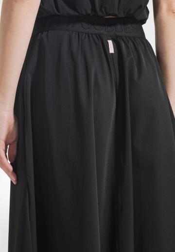 Юбка с накладными карманами