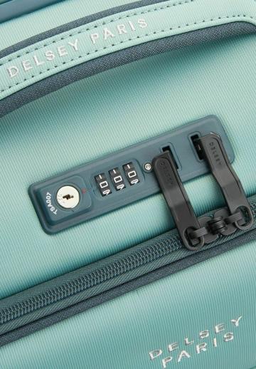 Чемодан на колесах