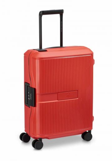 Набор чемоданов