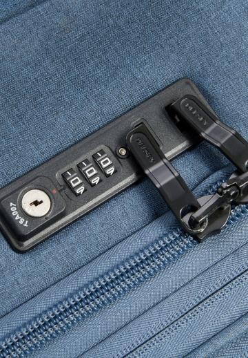 Чемодан на колесах