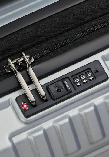 Чемодан на колесах